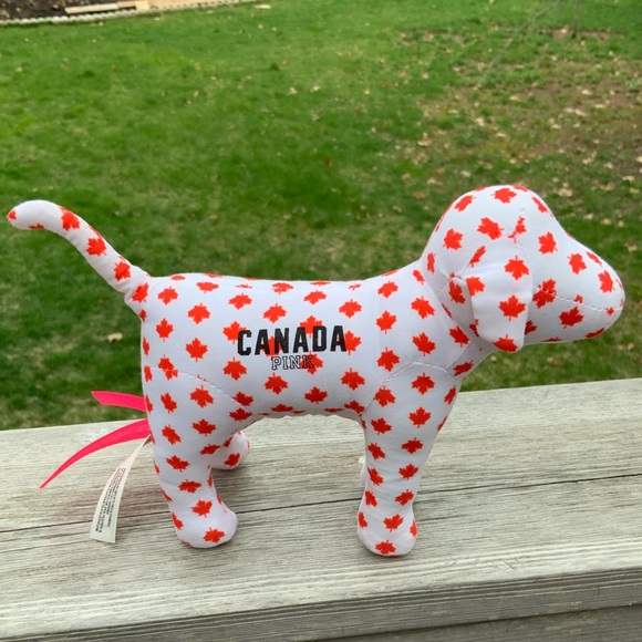 PINK VICTORIA SECRET Canada Leaf Print Limited Edition Stuffed Plush Dog NEW - Picture 7 of 12
